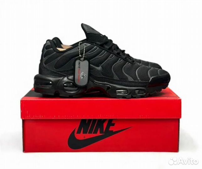 Кроссовки Nike Air Max Tn Plus