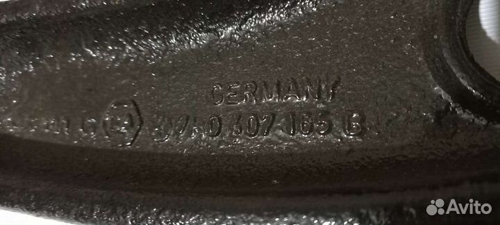 Volkswagen транспортёр каравелла мультиманТ5 рычаг