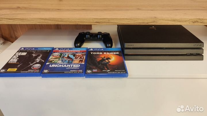 Sony playstation 4 PS4 pro 1tb с играми