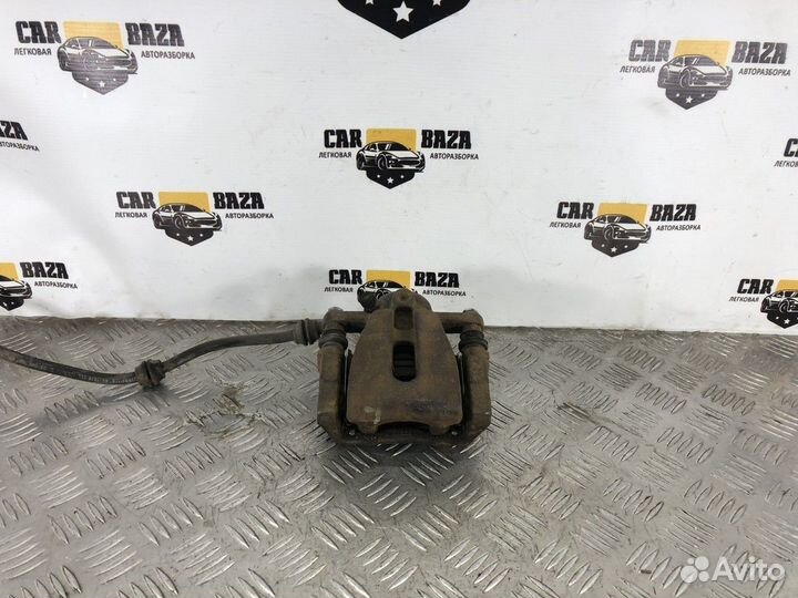 Суппорт задний левый L Land Rover Freelander