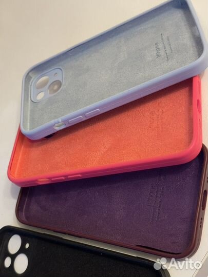 Чехол на iPhone 13