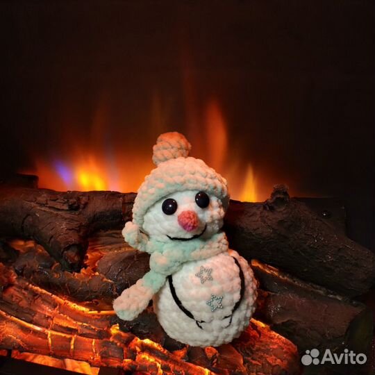 Новогодний снеговик