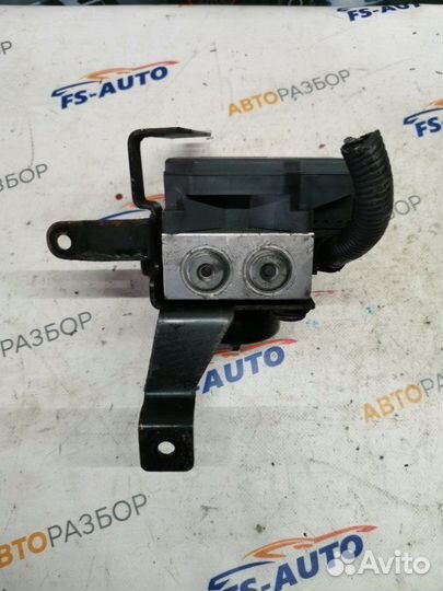 Блок ABS Hyundai Tucson JM 2.0 G4GC 2007