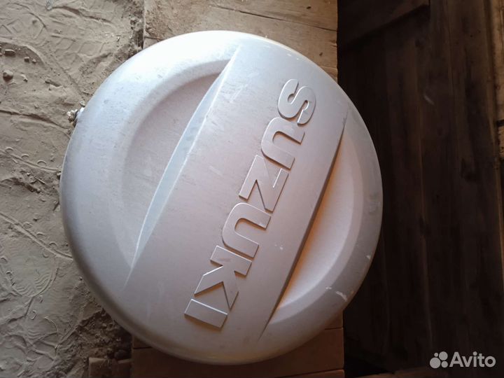 Колпак от запасного колеса