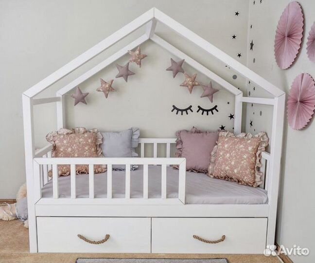 Эко кроватка домик из натурального дерева