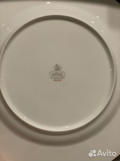 Набор тарелок