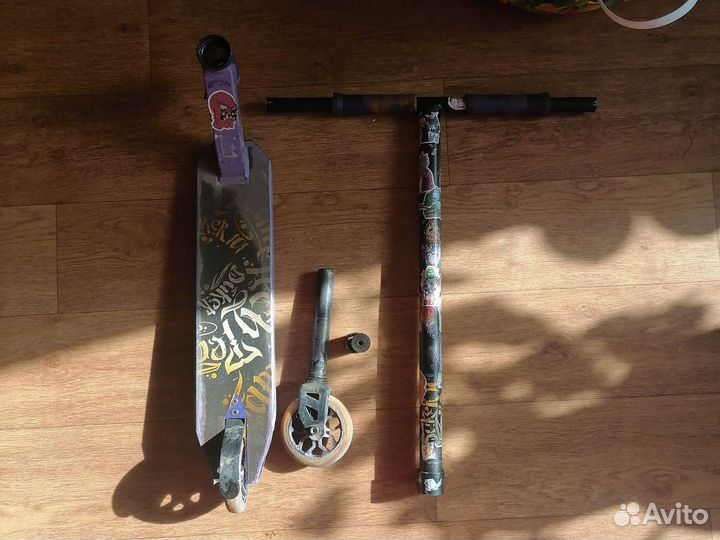 Трюковой самокат(на запчасти)