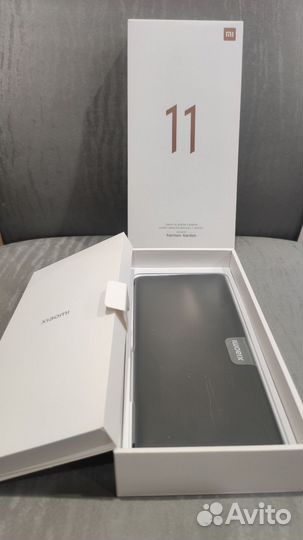 Xiaomi Mi 11, 12/256 ГБ