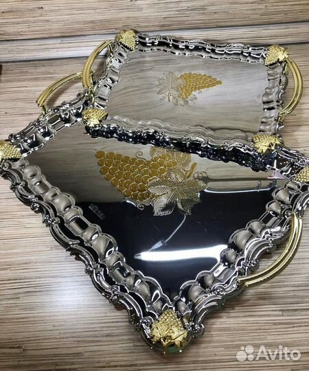 Новый набор хромированных подносов