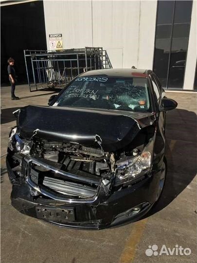 Разбор на запчасти Chevrolet Cruze