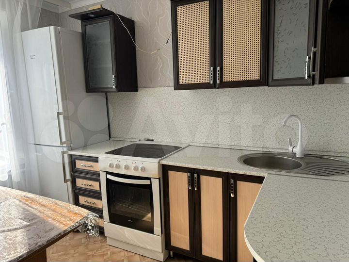 2-к. квартира, 56 м², 2/9 эт.