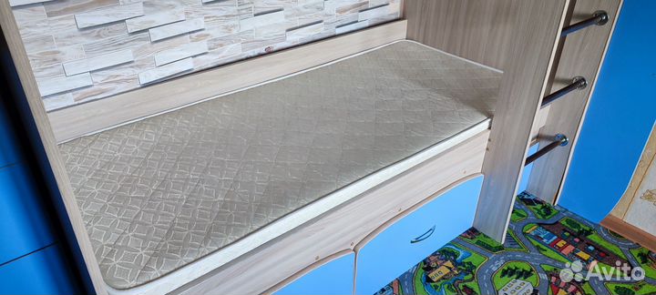 Двухъярусная кровать бу