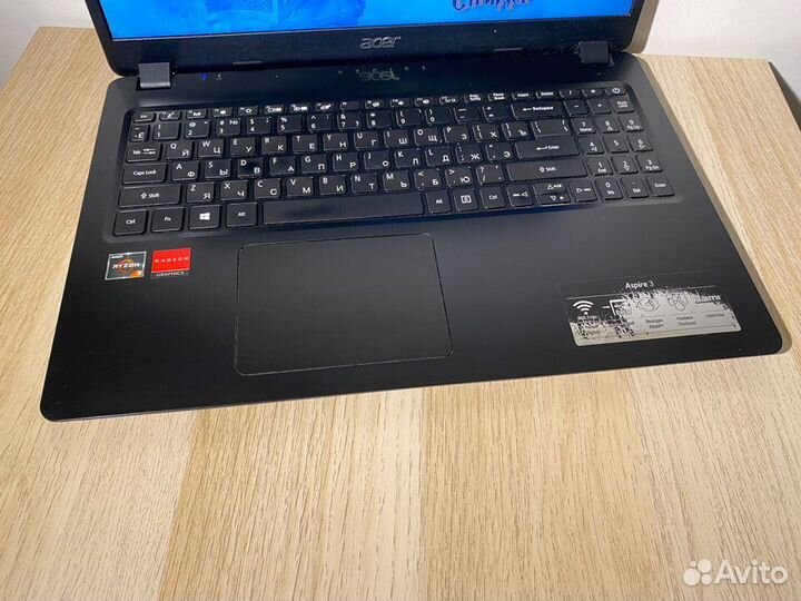 Acer Ryzen 3-3200u/Radeon 540x/8GB/SSD/FHD