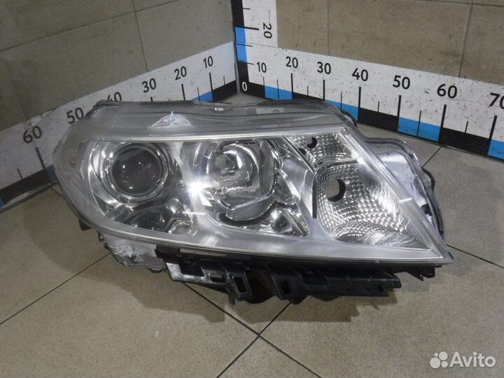 Фара правая Suzuki Vitara