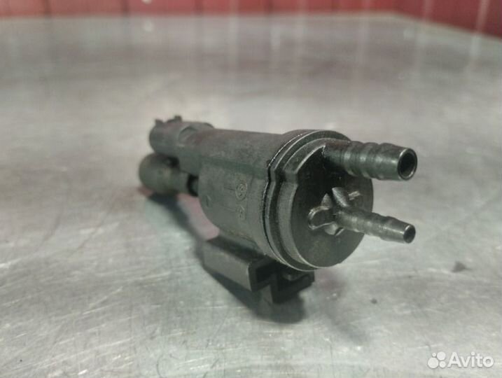 Клапан электромагнитный Mercedes C-Class W204