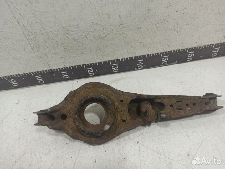 Рычаг задний нижний Мазда