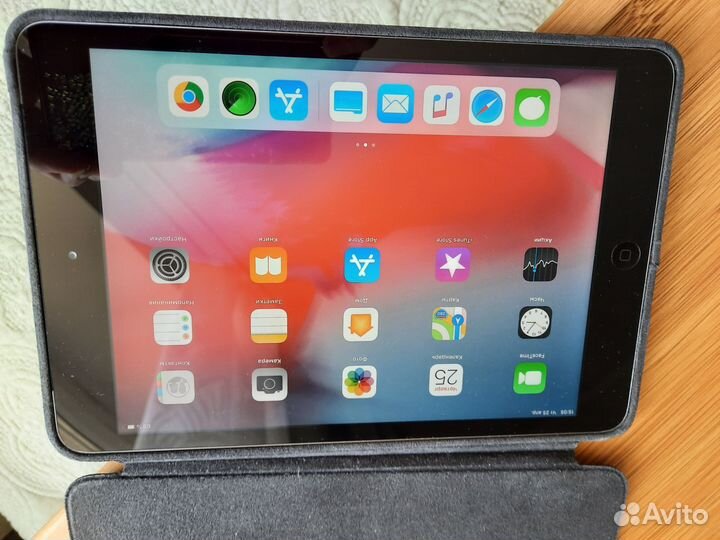 iPad mini 2 retina WiFi cell 32GB кожаный чехол
