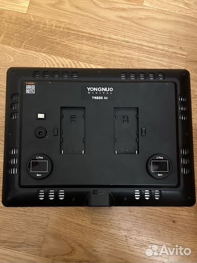 Видеосвет yongnuo yn600 air