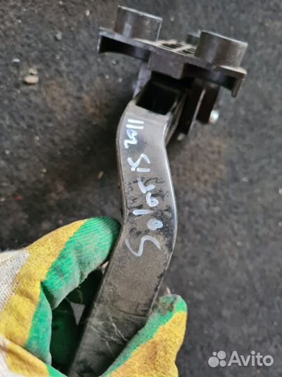 Педаль газа Hyundai Solaris 1 2012