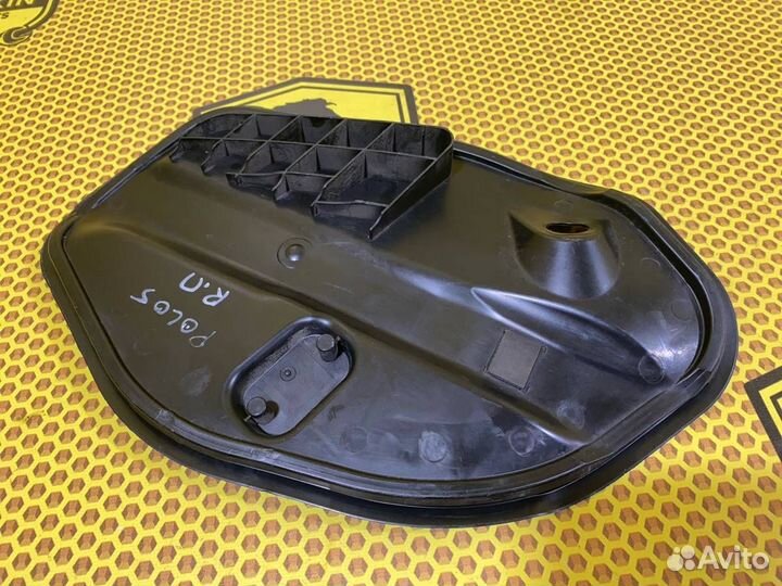 Накладка на дверь передняя правая Volkswagen Polo