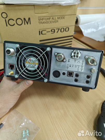 Трансивер icom ic-9700 новый в Москве