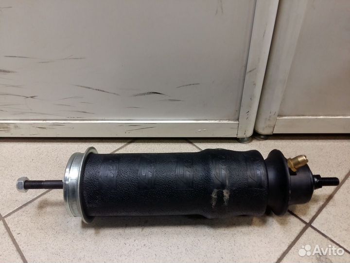 Амортизатор кабины пневмо scania 4s 97г. пер. в сб