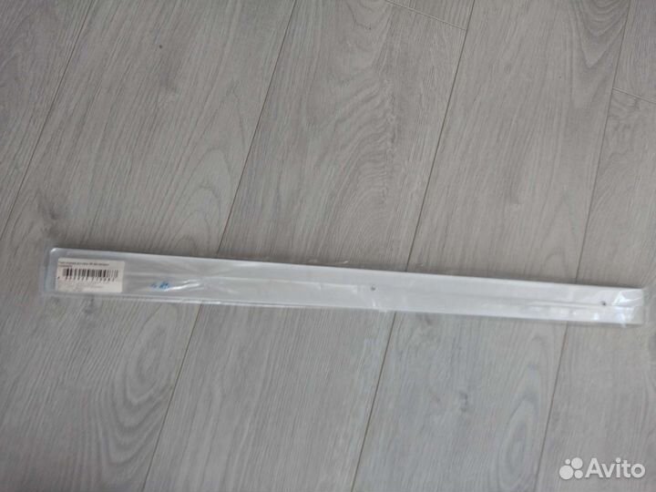 Торцевая планка для мебели. Новая