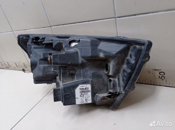 Фара передняя левая LADA Vesta