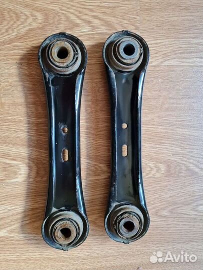 Рычаг задней подвески нижний поперечный S-Max