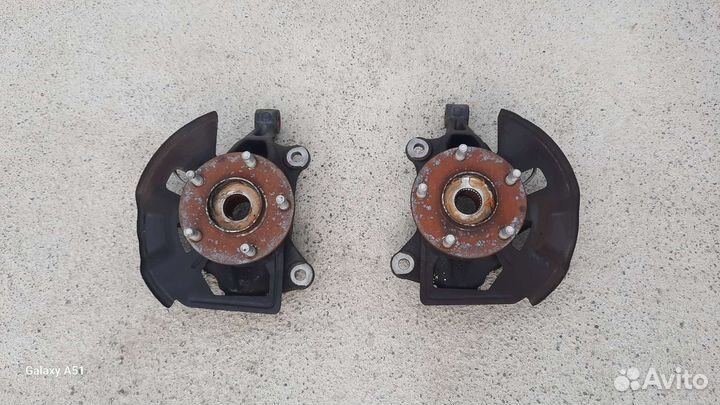 Передний левый поворотный кулак Мазда 6 GJ