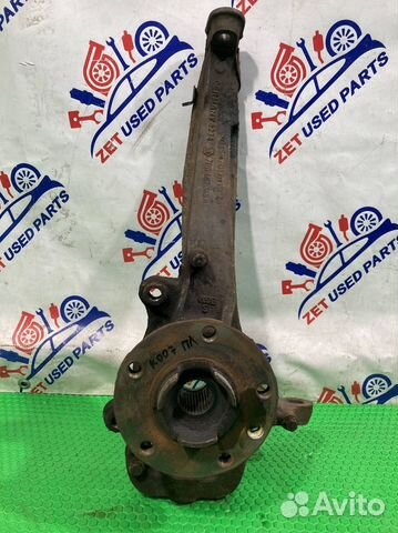 Кулак поворотный передний левый Volkswagen Touareg