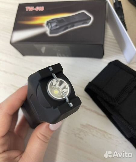 Фонарик светодиодный с сюрпризом