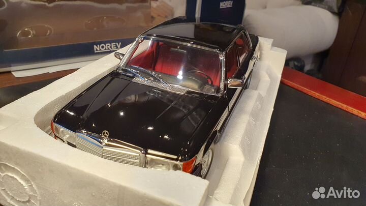 1:18 Norev Mercedes 450 SEL W116 Black