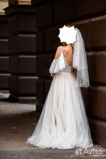 Платье свадебное