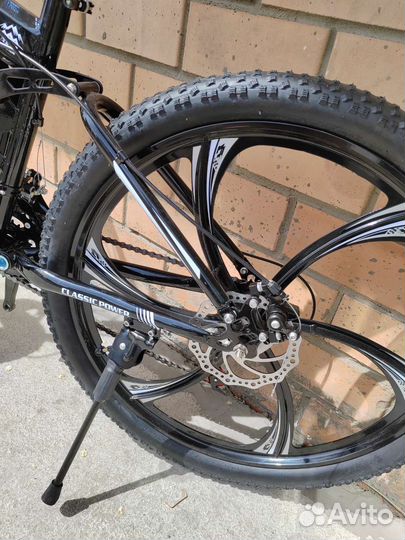 Велосипед новый на литых дисках