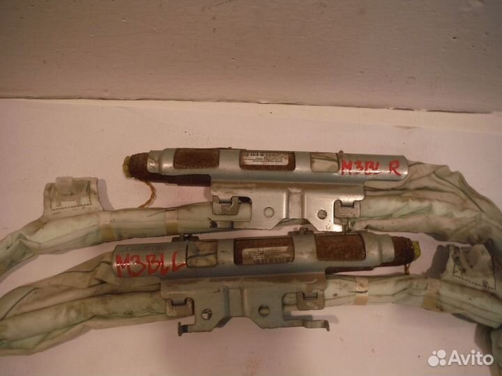 Шторка безопасности mazda 3 BL 2013