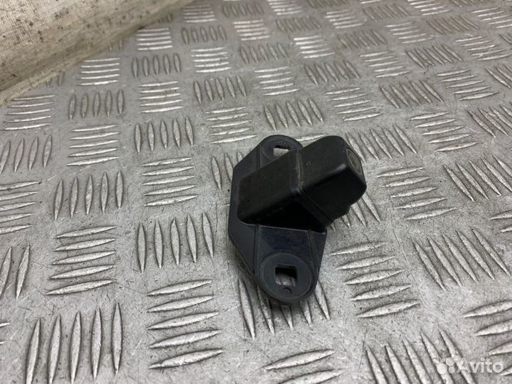 Камера задняя Toyota Land Cruiser J200 1vdftv 2012