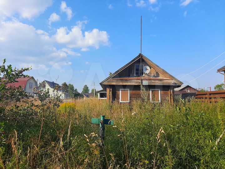 Дом 28,9 м² на участке 8,3 сот.