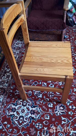 Стул деревян