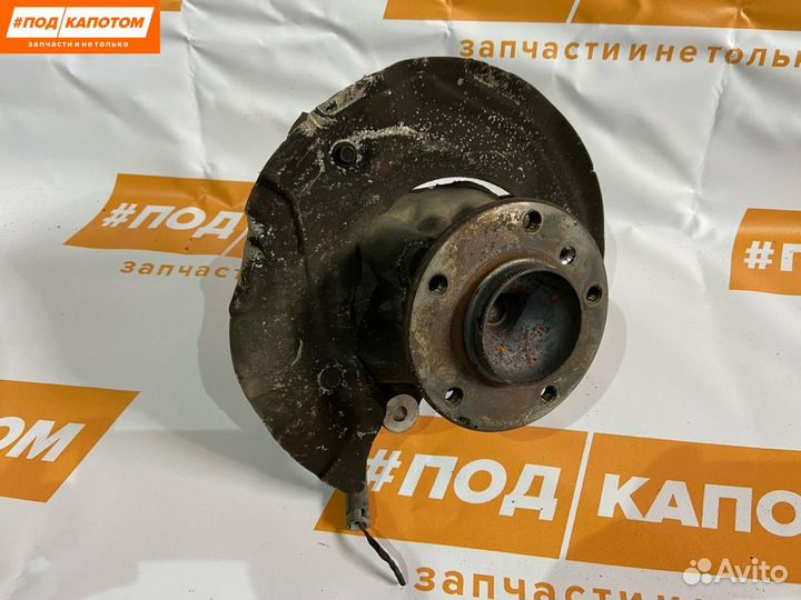 Кулак передний левый BMW 3 E90 2007 31216764443