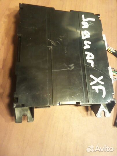 Блок управления климатической установкой jaguar XF