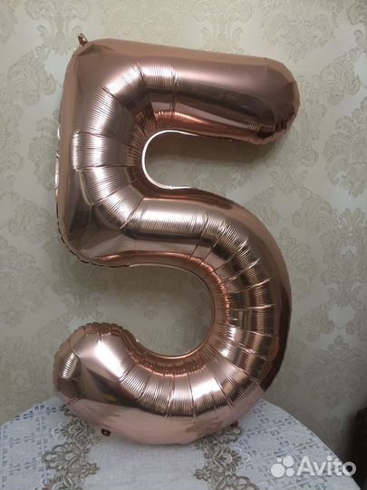 Цифра 5 на день рождения