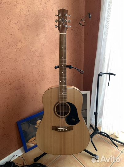 Акустическая гитара Maton S60