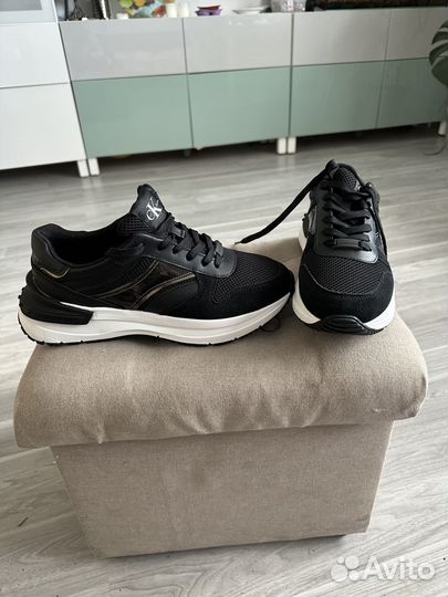 Кроссовки женские Calvin Klein