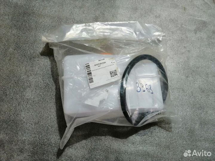 Расширительный бачок SAT Nissan Almera Classic B10