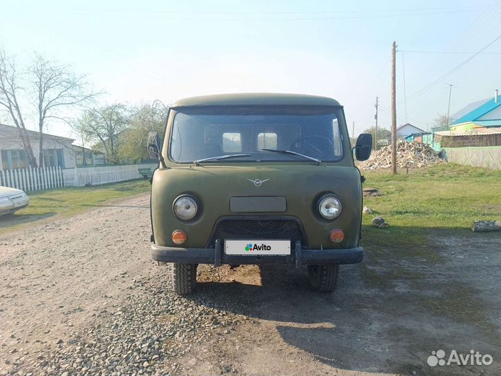 УАЗ 452 Буханка 2.4 МТ, 1982, 110 000 км