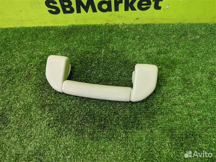 Ручка салона передняя правая Infiniti Qx56 Z62