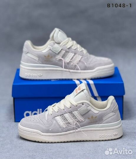 Кроссовки женские adidas