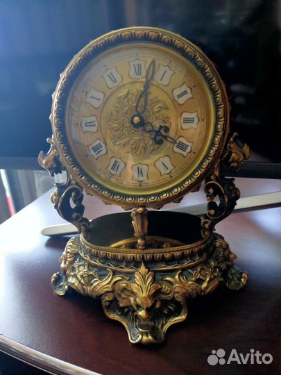 Часы бронза отдаю