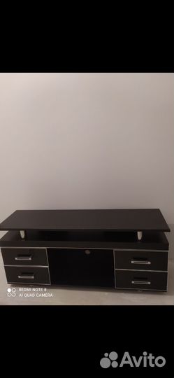 Подставка для телевизора